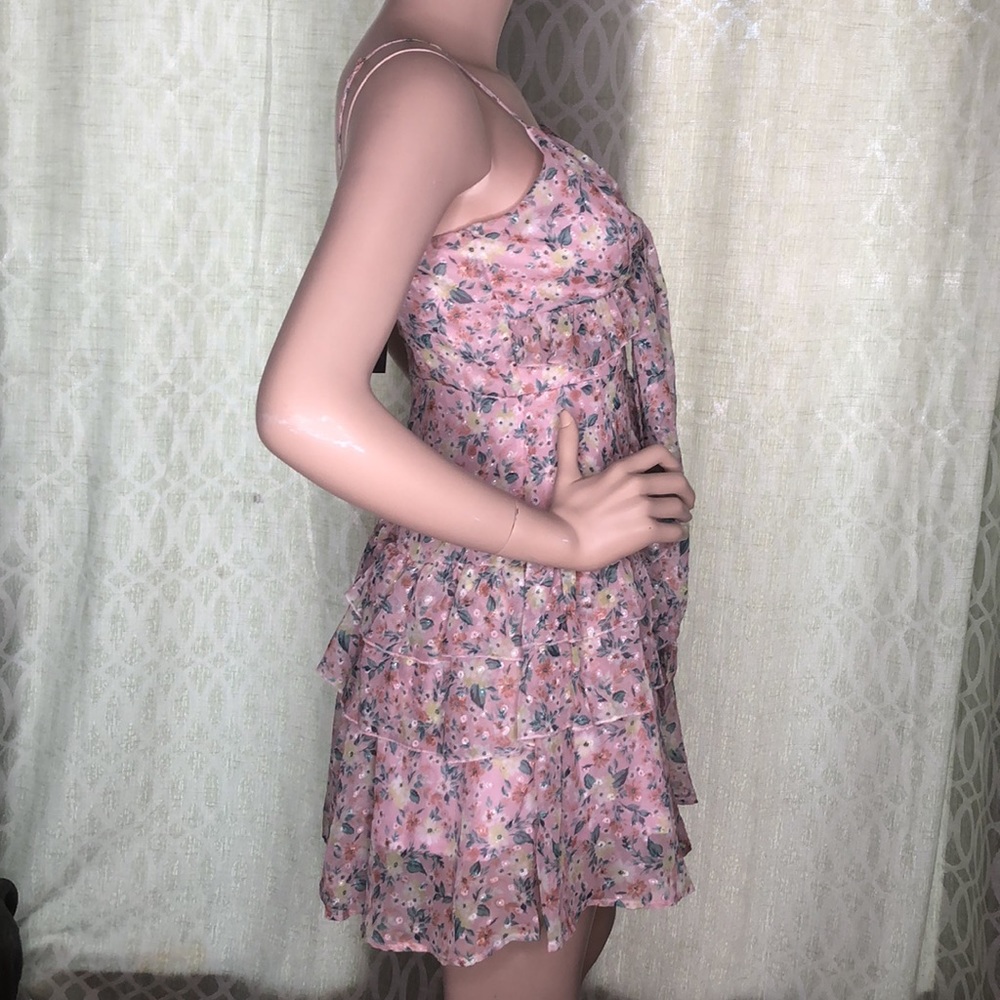 SLEEVELESS RUFFLE FLORAL MINI DRESS - Picture 8 of 9